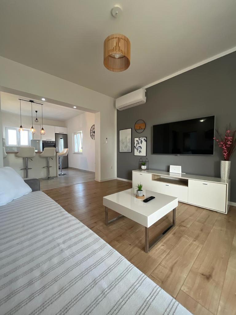Apartman Sunset Ražanac Eksteriør billede