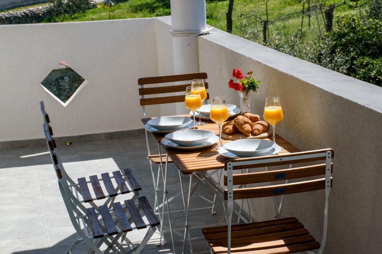 Apartman Sunset Ražanac Eksteriør billede